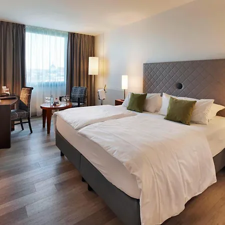 Western Arosa 4* パーダーボルン