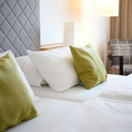 Western Arosa 4*