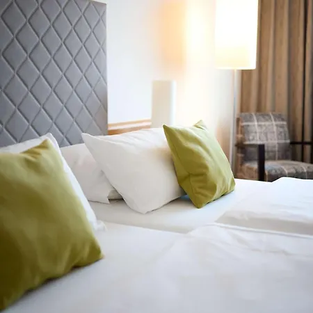 Western Arosa 4* Paderborn