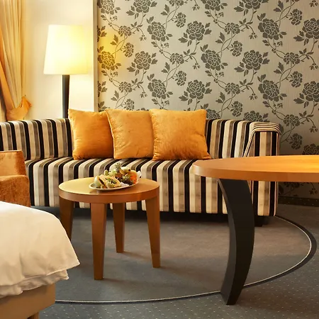 Western Arosa Hotel 4*