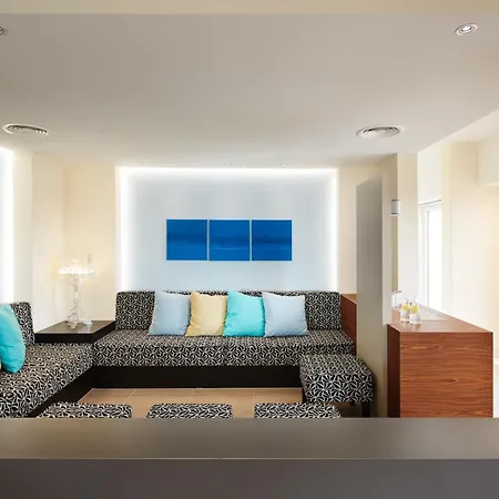 阿罗萨贝斯特韦斯特尊贵酒店 酒店